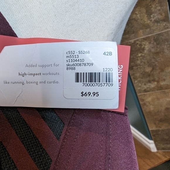 Lane Bryant Livi High-Impact Wicking Max Support Sports Bra 42B - Picture 11 of 16